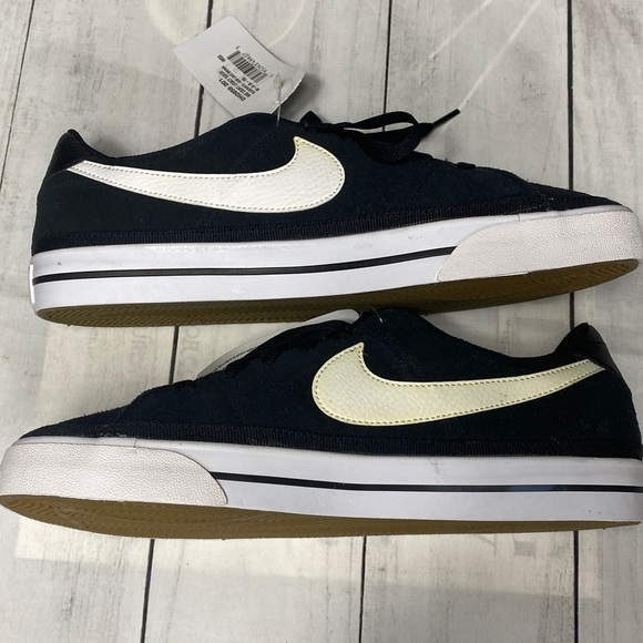 Nike Men's Court Legacy Suede Black and White Sneakers Sz 9 - Picture 9 of 12